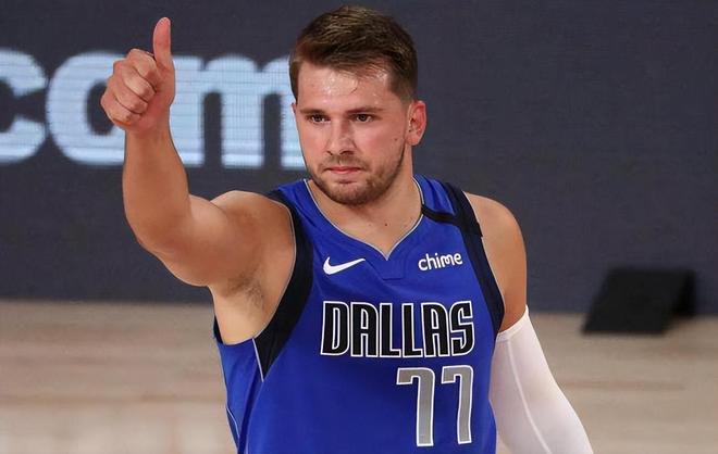 向鹏2-4不敌张本智和无缘WTT横滨冠军赛男单四强