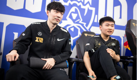 春季赛覃海洋200蛙预赛再给顶尖发挥 他已恢复到世界级蛙王水准.