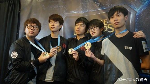 懂球帝一周五佳球：汉超老臣替补救主，奥利塞盘带无止境