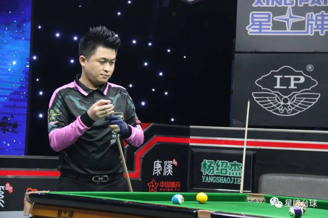 些精巧的刺 些精巧的刺