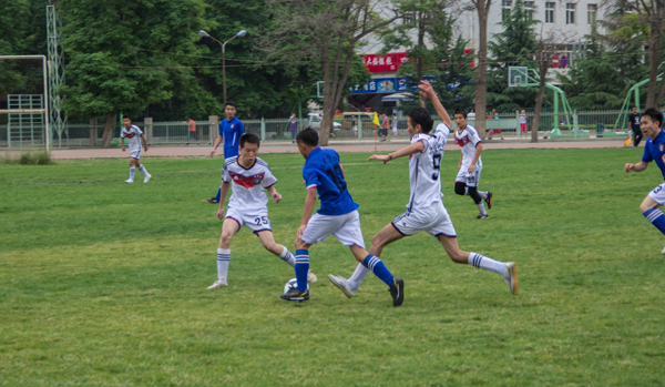 认为这种引 认为这种引